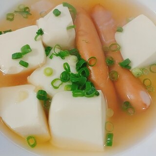 生姜香る☆ウインナーと豆腐の中華風スープ